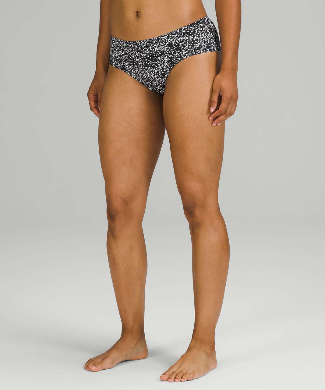 Lululemon InvisiWear Mid Rise Boyshort Underwear - Crescendo Speckle White  Black - lulu fanatics