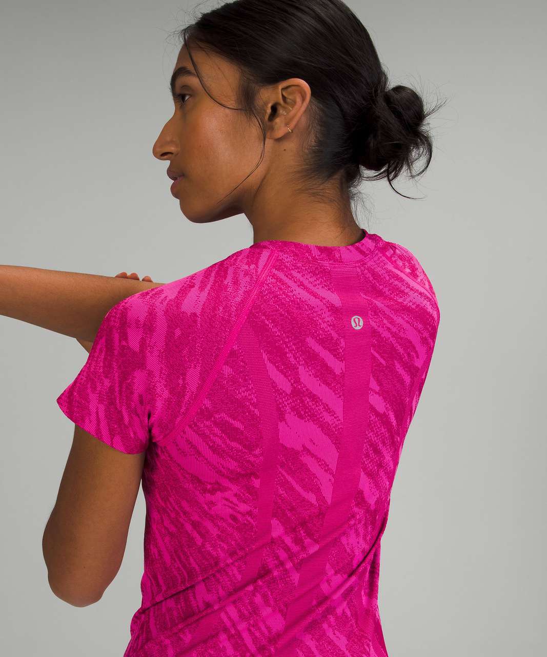 Lululemon Swiftly Tech Short Sleeve Shirt 2.0 - Mesh Camo Pow Pink /  Ripened Raspberry - lulu fanatics