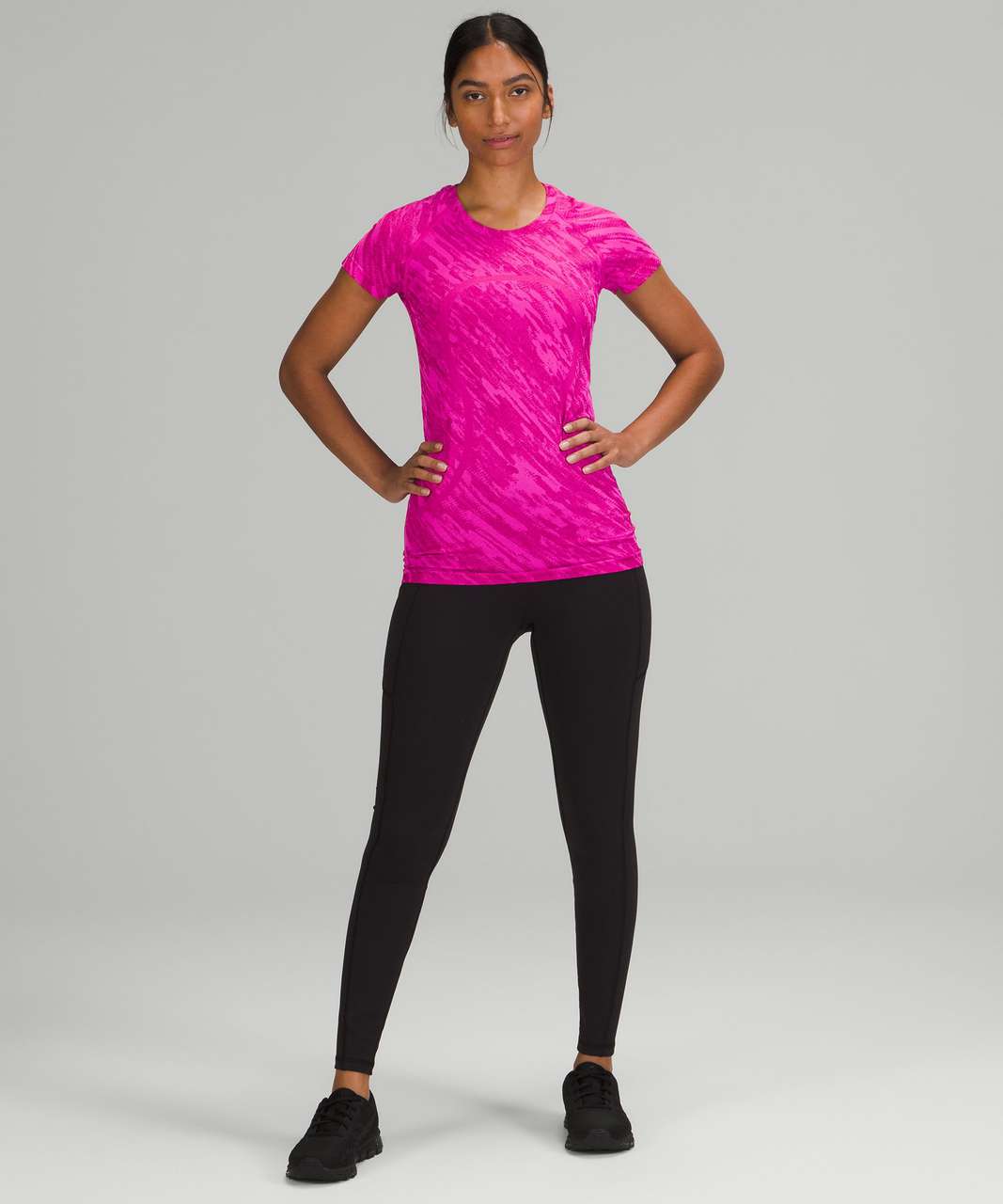 Lululemon Swiftly Tech Short Sleeve Shirt 2.0 - Mesh Camo Pow Pink / Ripened  Raspberry - lulu fanatics