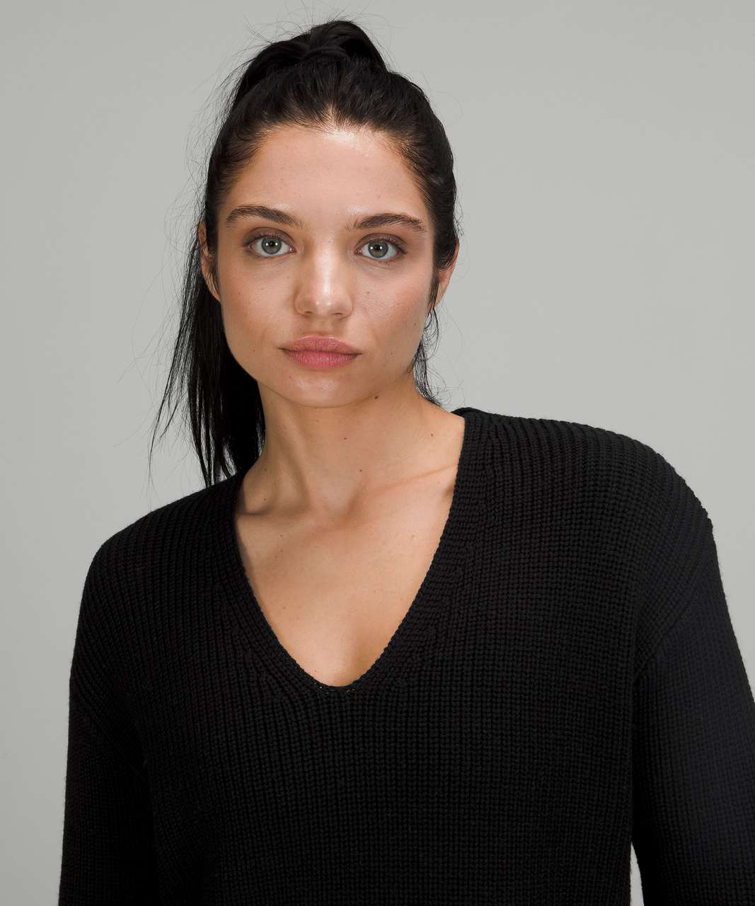 Lululemon Merino Wool V-Neck Sweater - Black