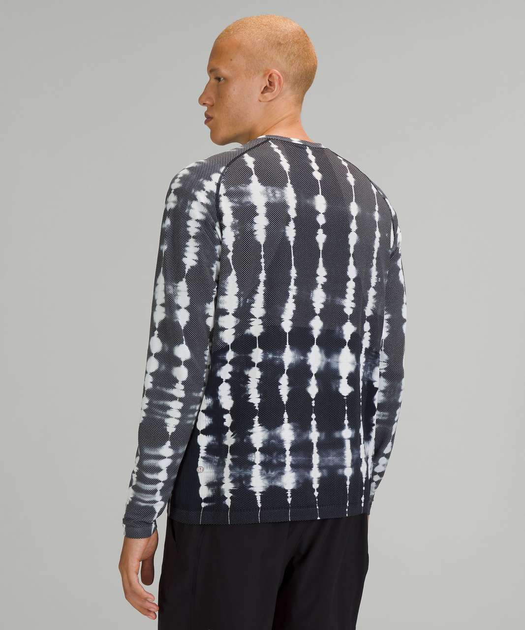 Lululemon Metal Vent Tech Long Sleeve Shirt 2.0 - Shibori Dye Classic Navy