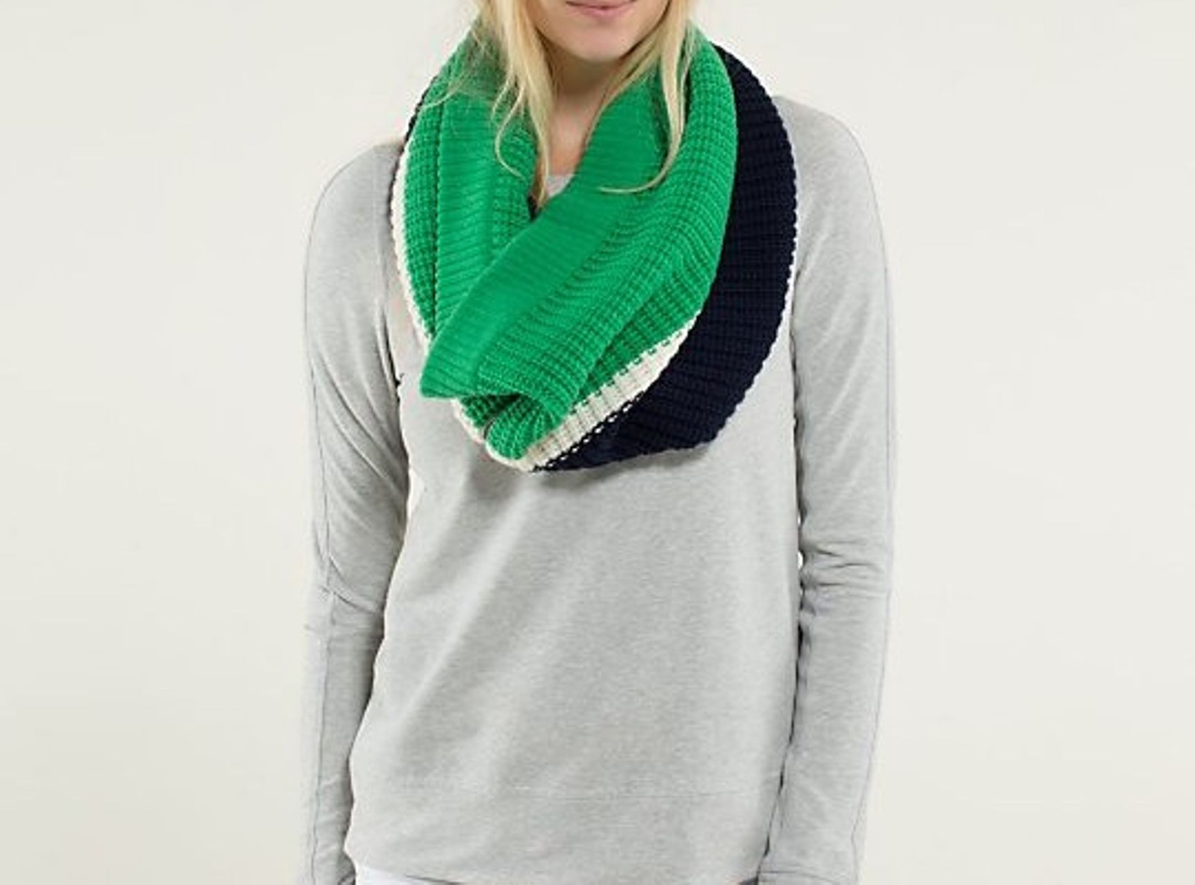 Lululemon Falling Freely Neck Warmer - Green Bean / Angel Wing / Inkwell