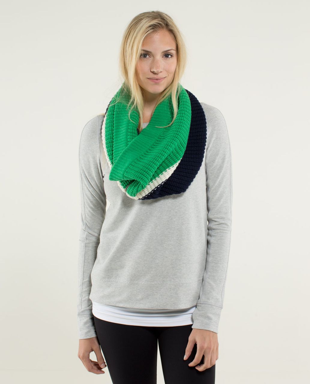 Lululemon Falling Freely Neck Warmer - Green Bean / Angel Wing / Inkwell