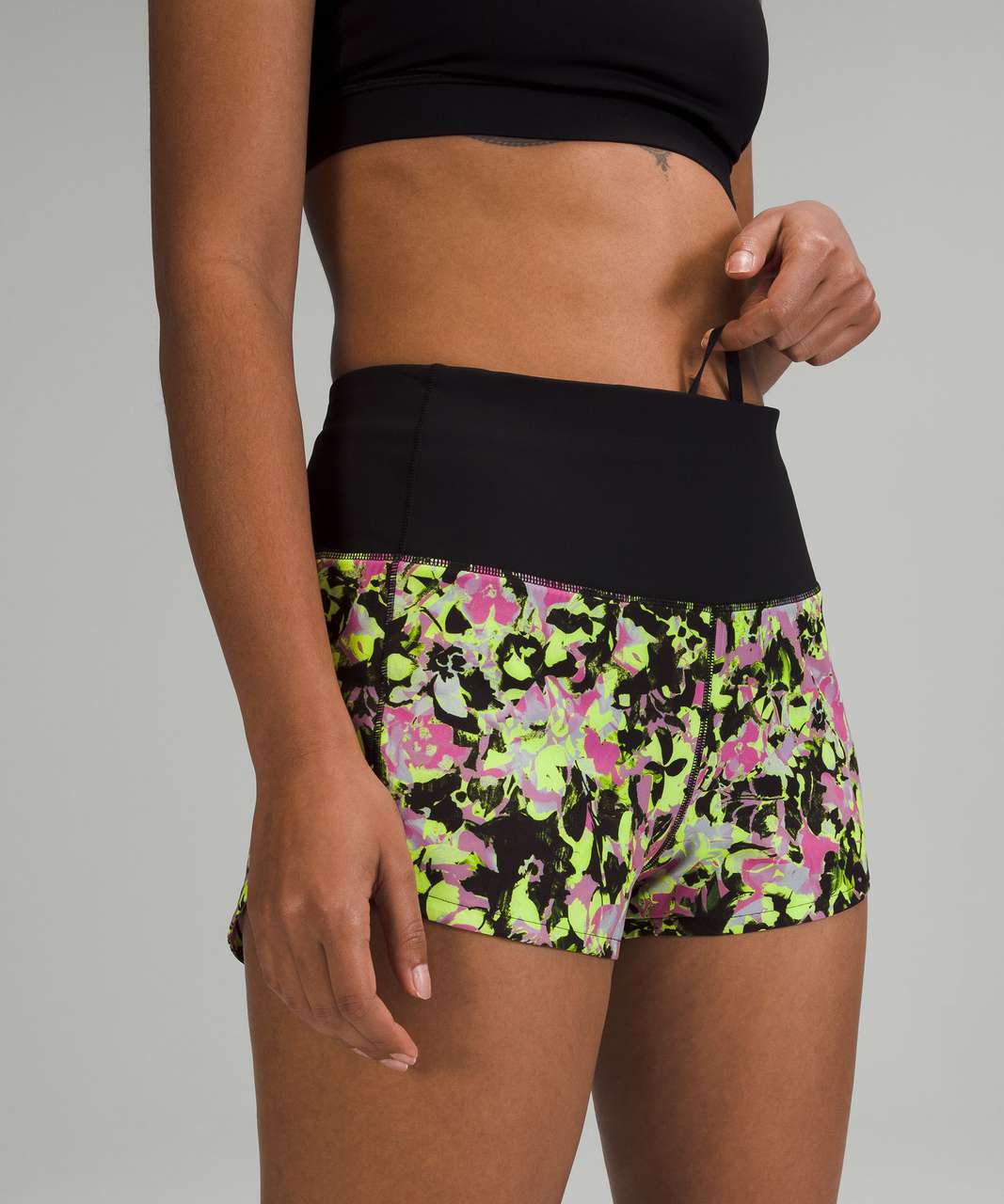 Lululemon Speed Up High-Rise Lined Short 2.5" - Inflected Highlight Yellow Multi / Black