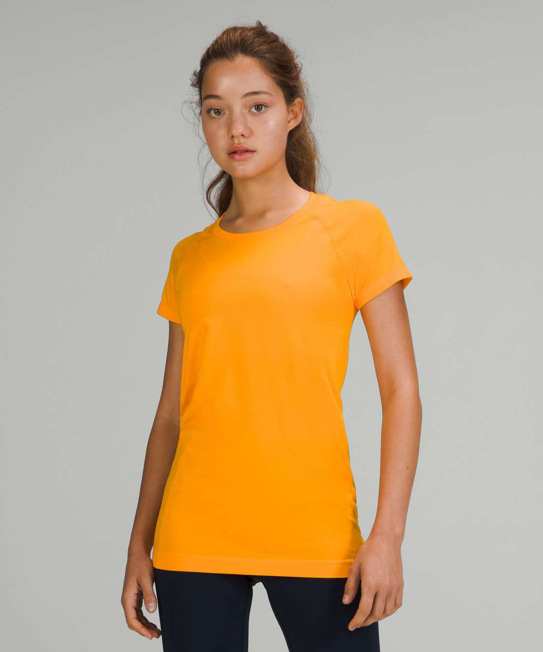 Lululemon Swiftly Tech Short Sleeve Shirt 2.0 - Clementine 