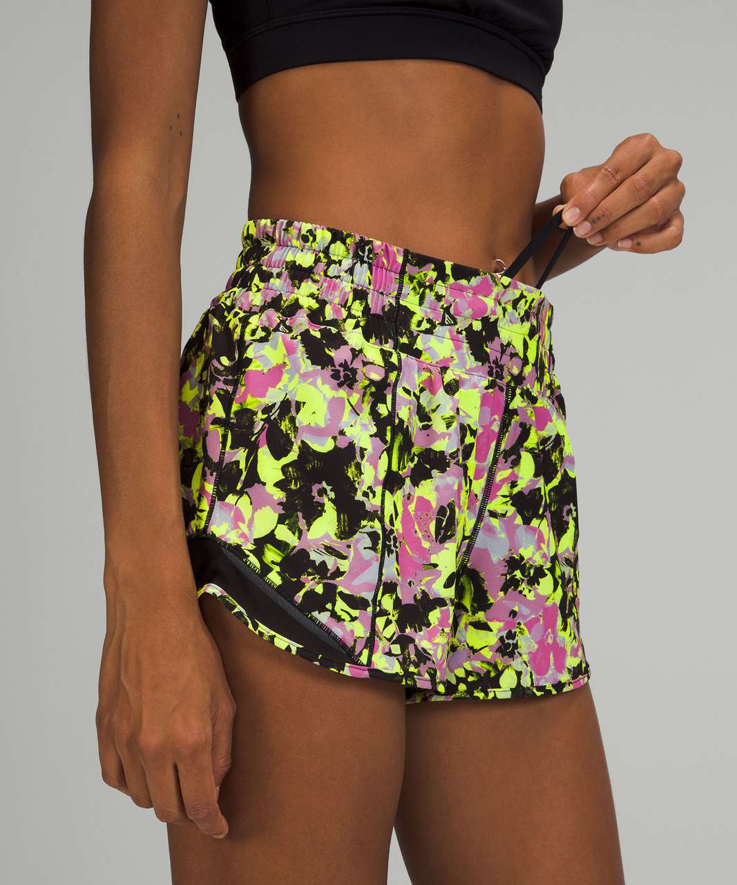 Lululemon Hotty Hot High-Rise Lined Short 2.5" - Inflected Highlight Yellow Multi / Black