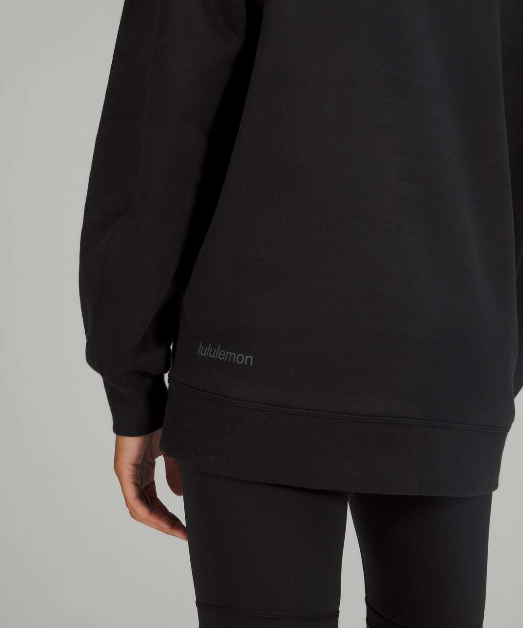 My first Lululemon sweatshirt and I'm unimpressed. [Perfectly Oversized  Crew, 20, Black; Base Pace High Rise Reflective 25”, Size 14, Smoked  Spruce] : r/lululemon