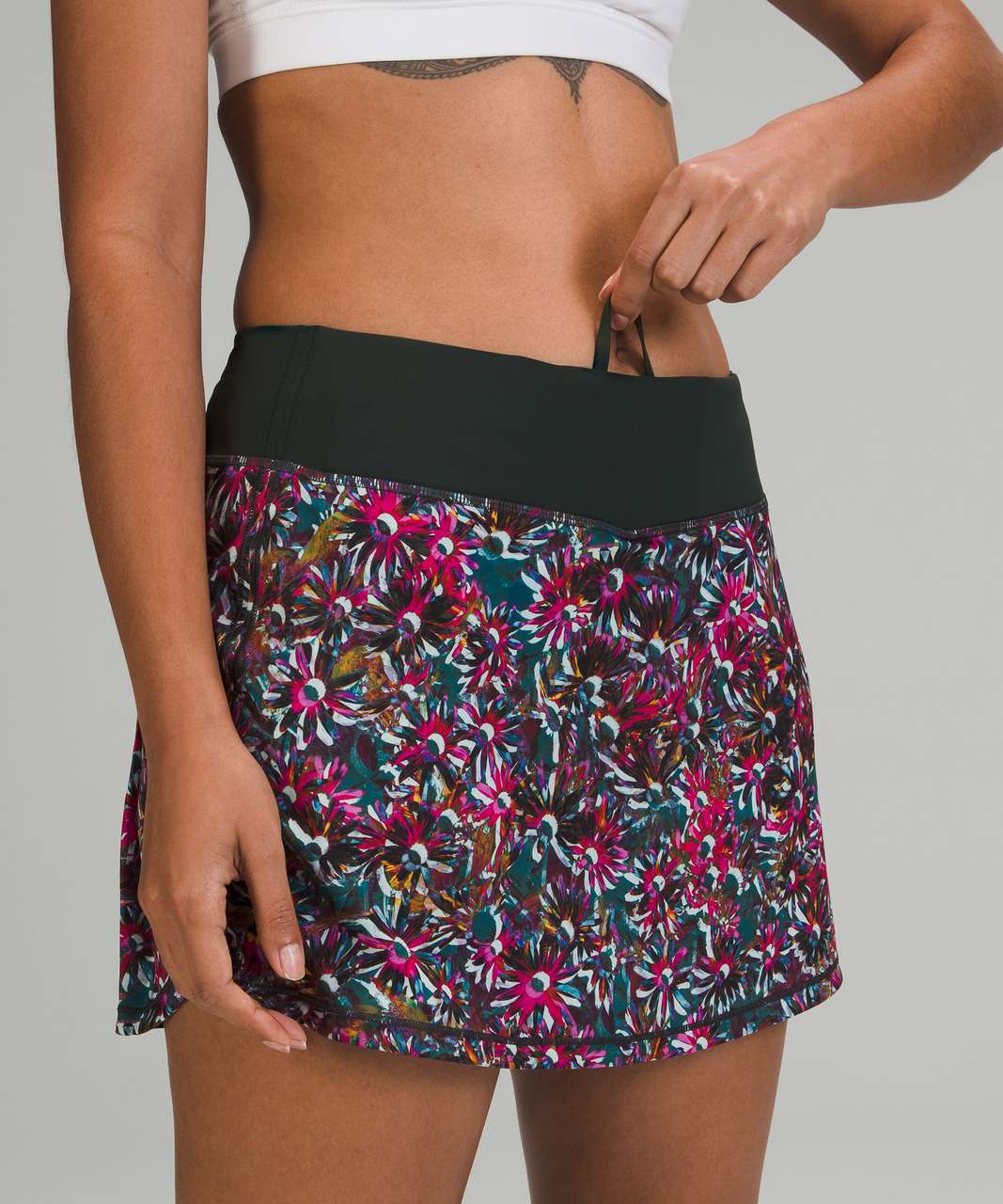 Lululemon Pace Rival Mid-Rise Skirt *Tall - Floral Electric Multi / Rainforest Green