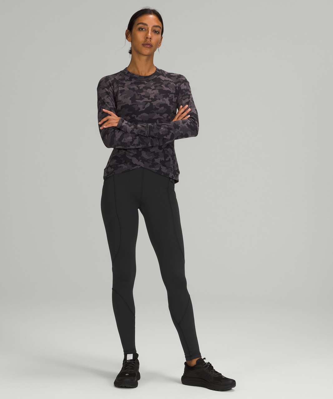 Lululemon Rain Repellent High-Rise Running Tight 28 - Black - lulu fanatics