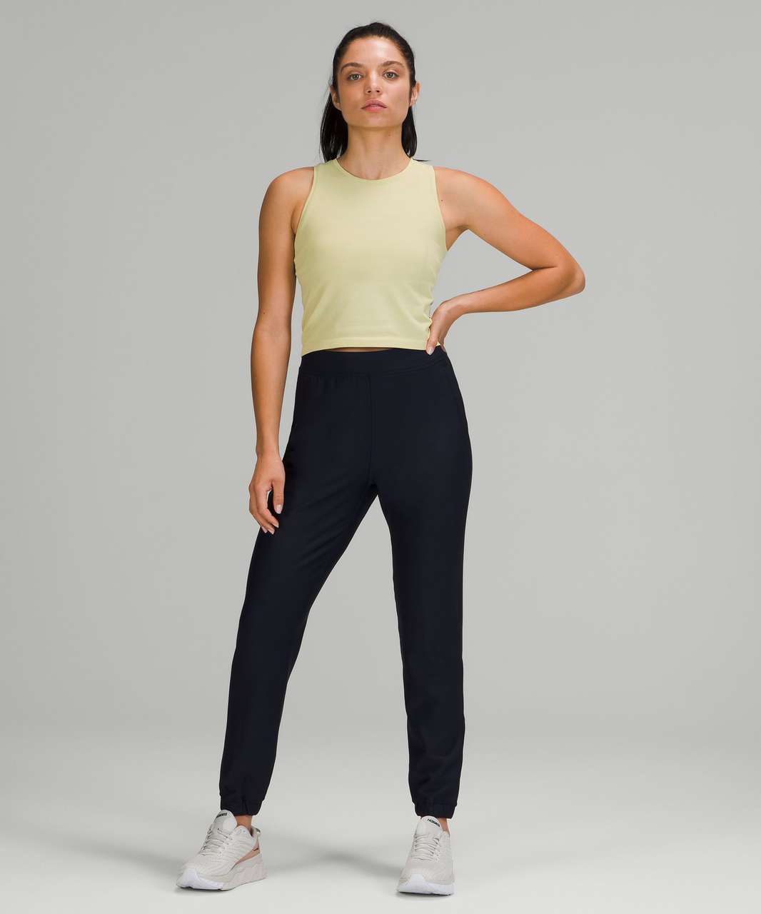 Adaptive joggers : r/lululemon