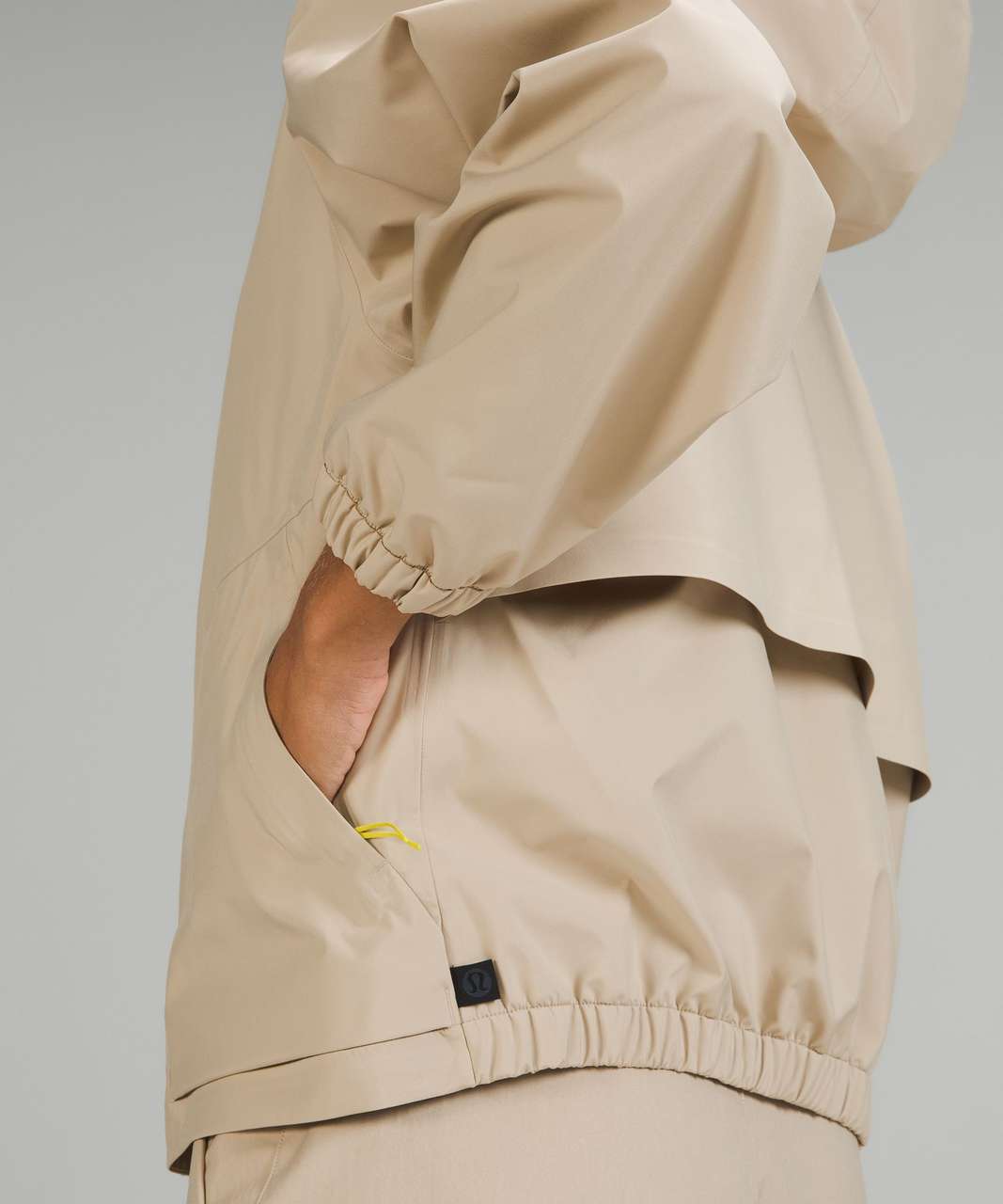 Lululemon lab Waterproof Shell - Trench