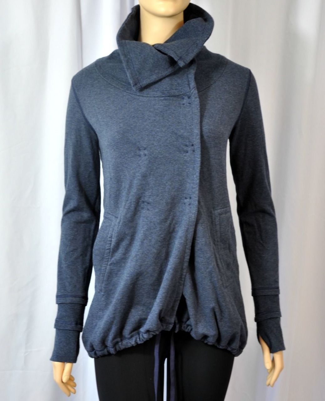 Lululemon Gratitude Wrap - Heathered Cadet Blue (AU release