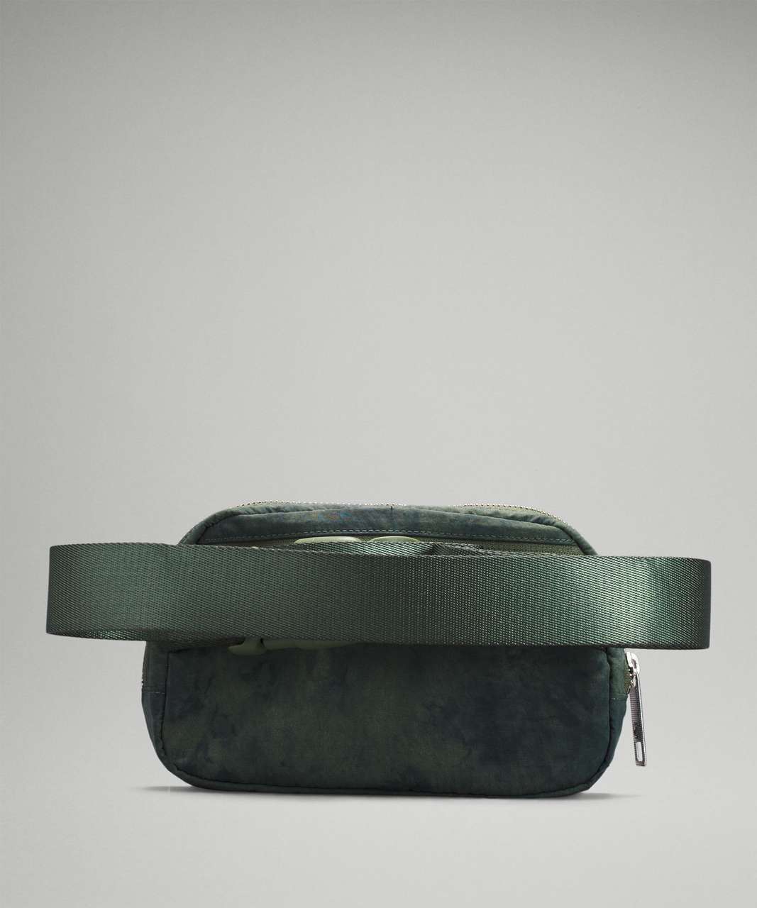 Lululemon Everywhere Belt Bag - Aquila Green Twill Multi