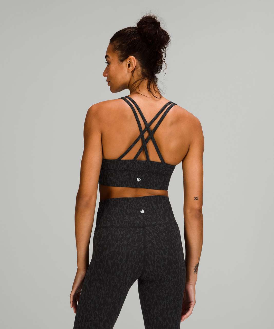 LULULEMON WOMENS ENERGY Longline Bra Medium Support in Black Size 6 £48.16  - PicClick UK