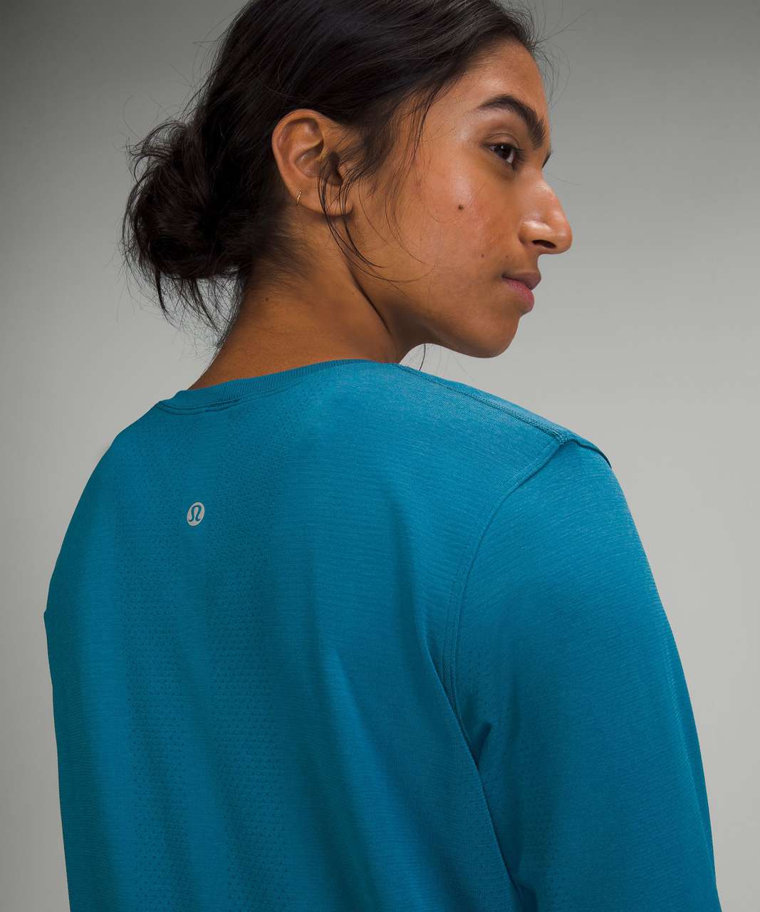 Lululemon Swiftly Breathe Long Sleeve - Capri / Capture Blue