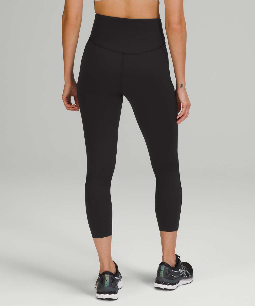 NEW! Lululemon BASE PACE HIGH-RISE CROP 23” Legging — Size 4 Black Nulux,  Pocket