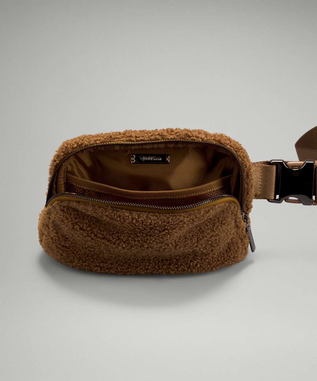 Bum Belt Sherpa Bag in Burnt Caramel - Luna Boutique