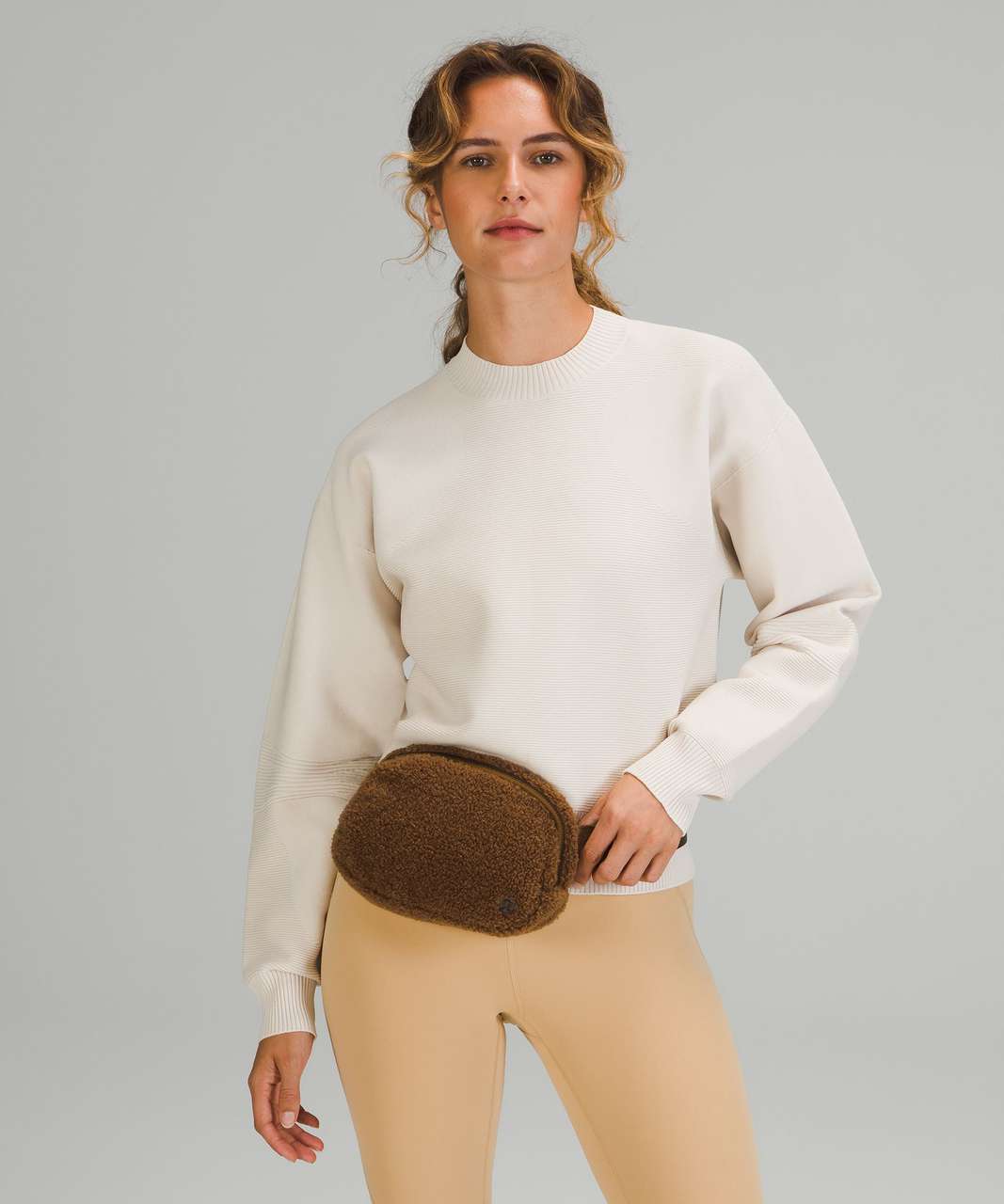 Lululemon Everywhere Fleece Belt Bag - Burnt Caramel