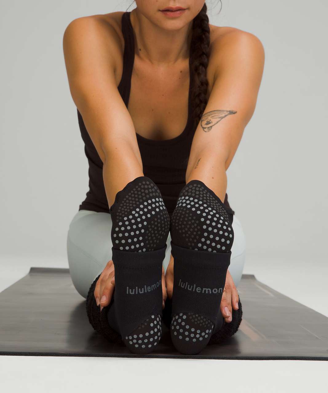 Lululemon Find Your Balance Leg Warmer - Black