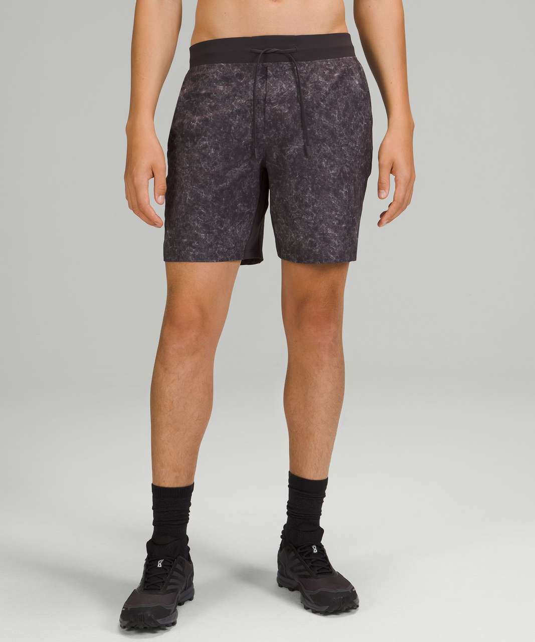 https://storage.googleapis.com/lulu-fanatics/product/68676/1280/lululemon-t-h-e-linerless-short-7-gravel-dust-black-granite-multi-049977-372812.jpg