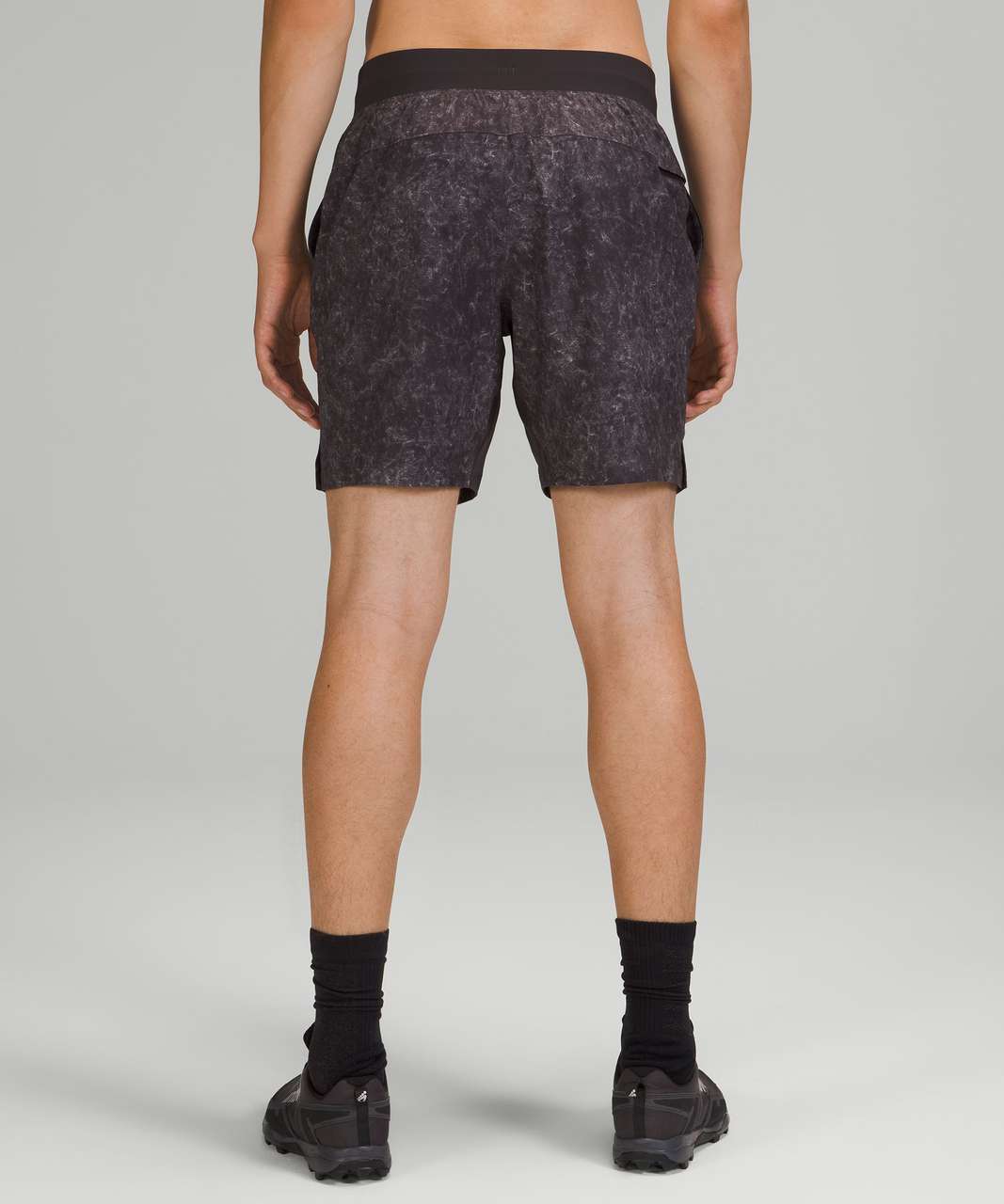 Lululemon T.H.E. Linerless Short 7" - Gravel Dust Black Granite Multi