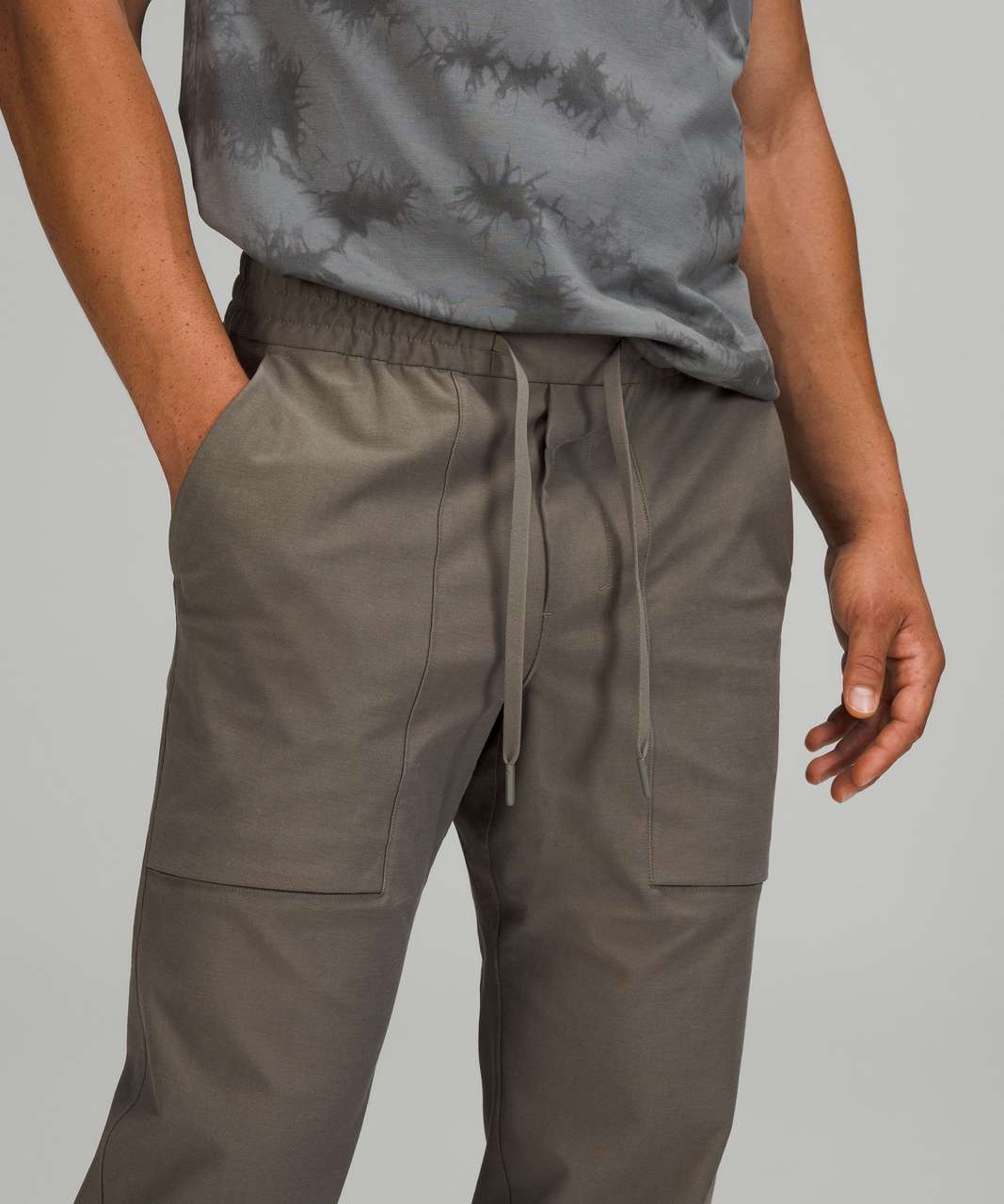 Just got this delivered. Not sure how I feel about them. Don't hate them  though. Bowline Pant 30” Utilitech (size L) : r/lululemon