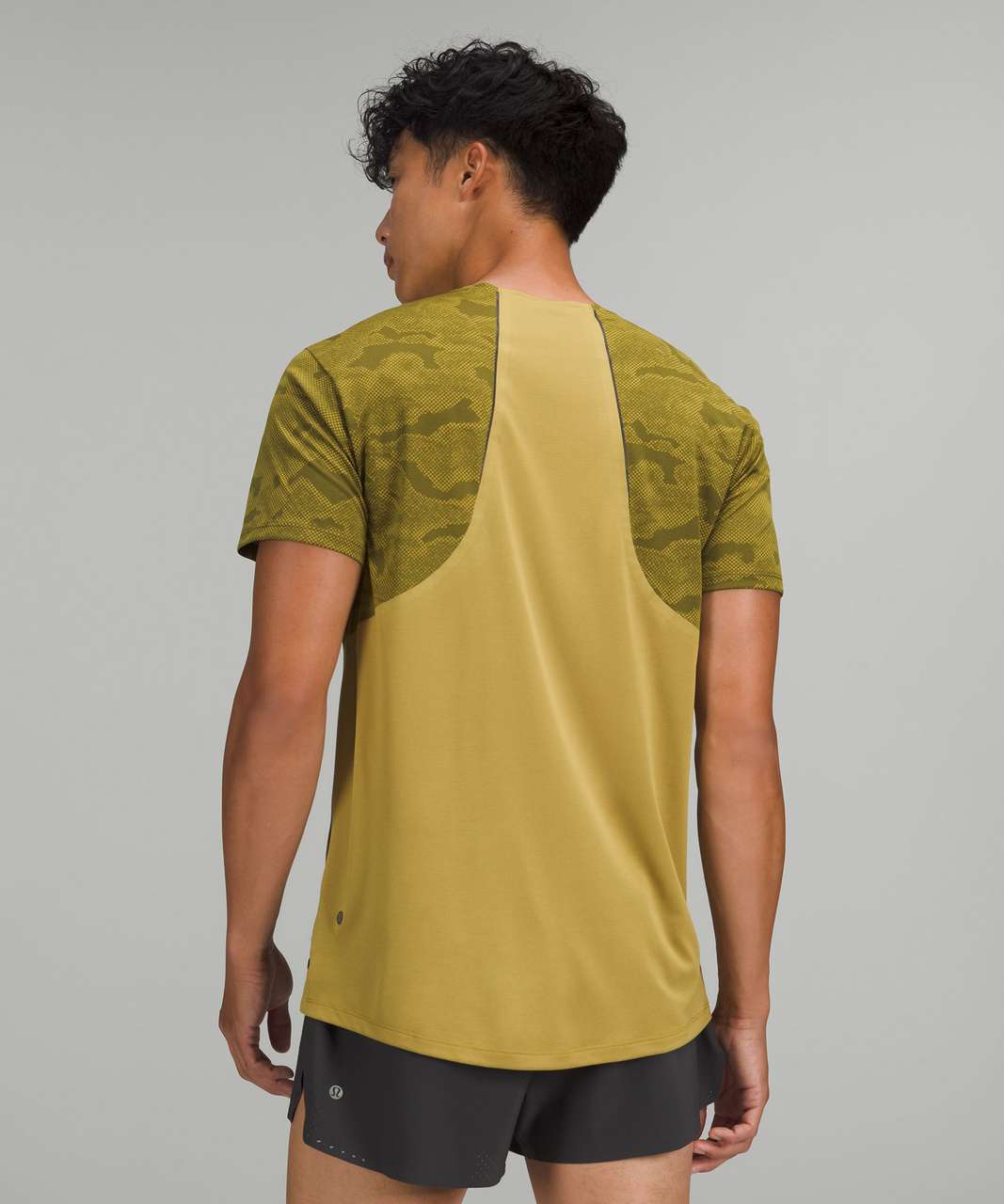 Lululemon Fast and Free Short Sleeve Shirt - Chroma Camo Auric Gold Juniper Green