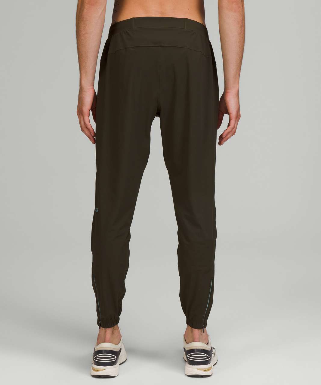 OOTD: Surge Jogger Tall & Ebb To Street Crop Dupe, details inside : r/ lululemon