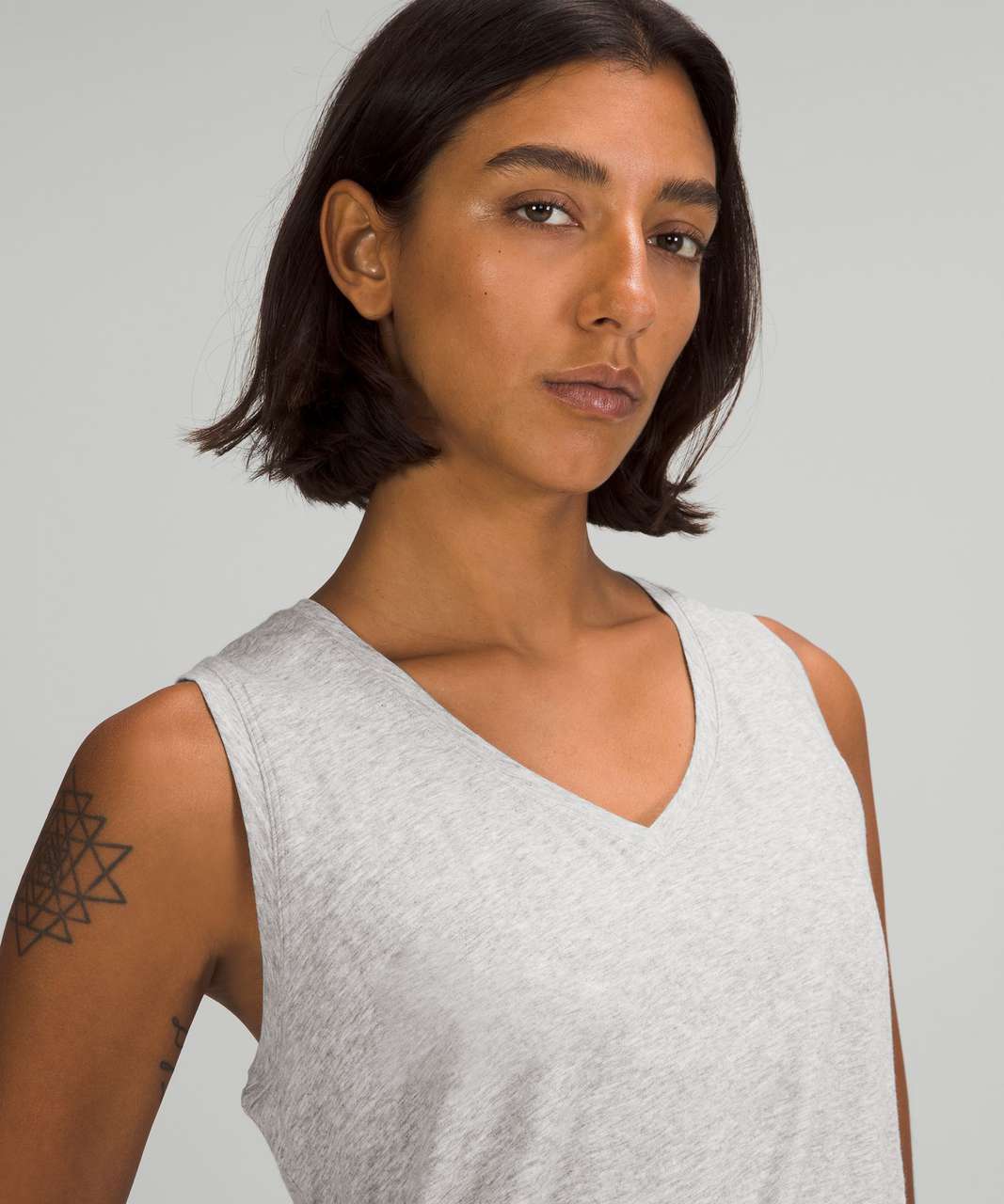 Lululemon LA Asymmetrical V-Neck Tank Top - Heathered Core Light Grey