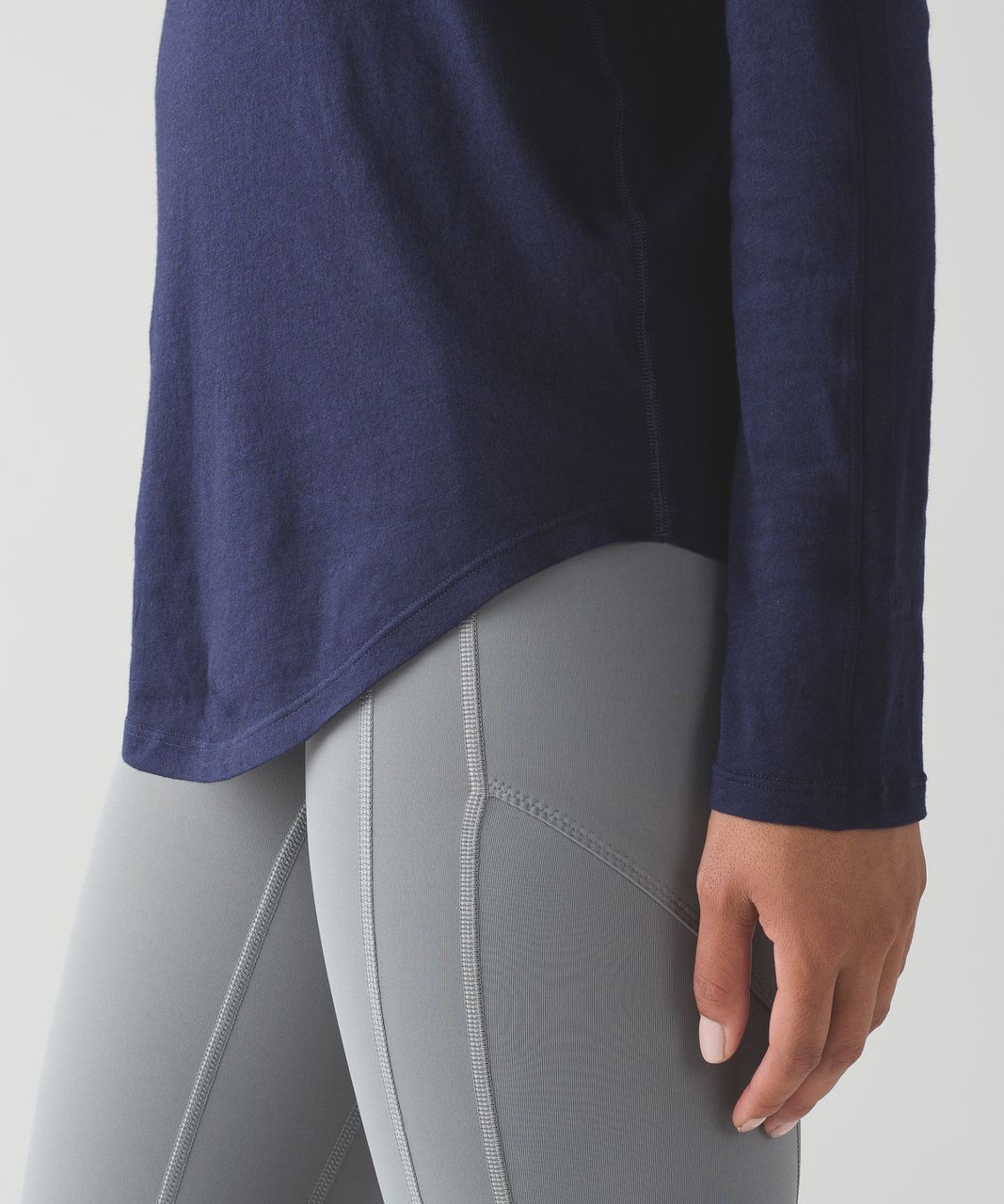 Lululemon Locarno Long Sleeve - Deep Indigo