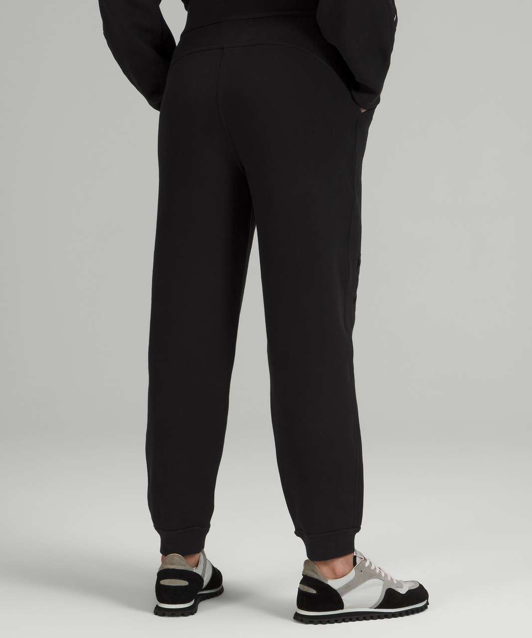 Lululemon Stretch High-Rise Jogger - Black - lulu fanatics