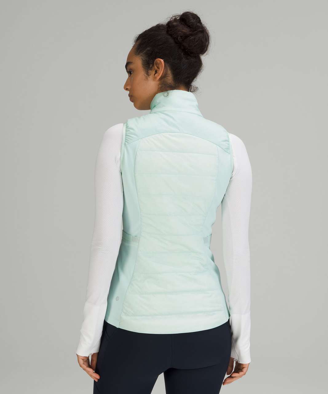 Lululemon Down For It All Vest 4-Way Stretch Size 6 Delicate Mint DELM 75204