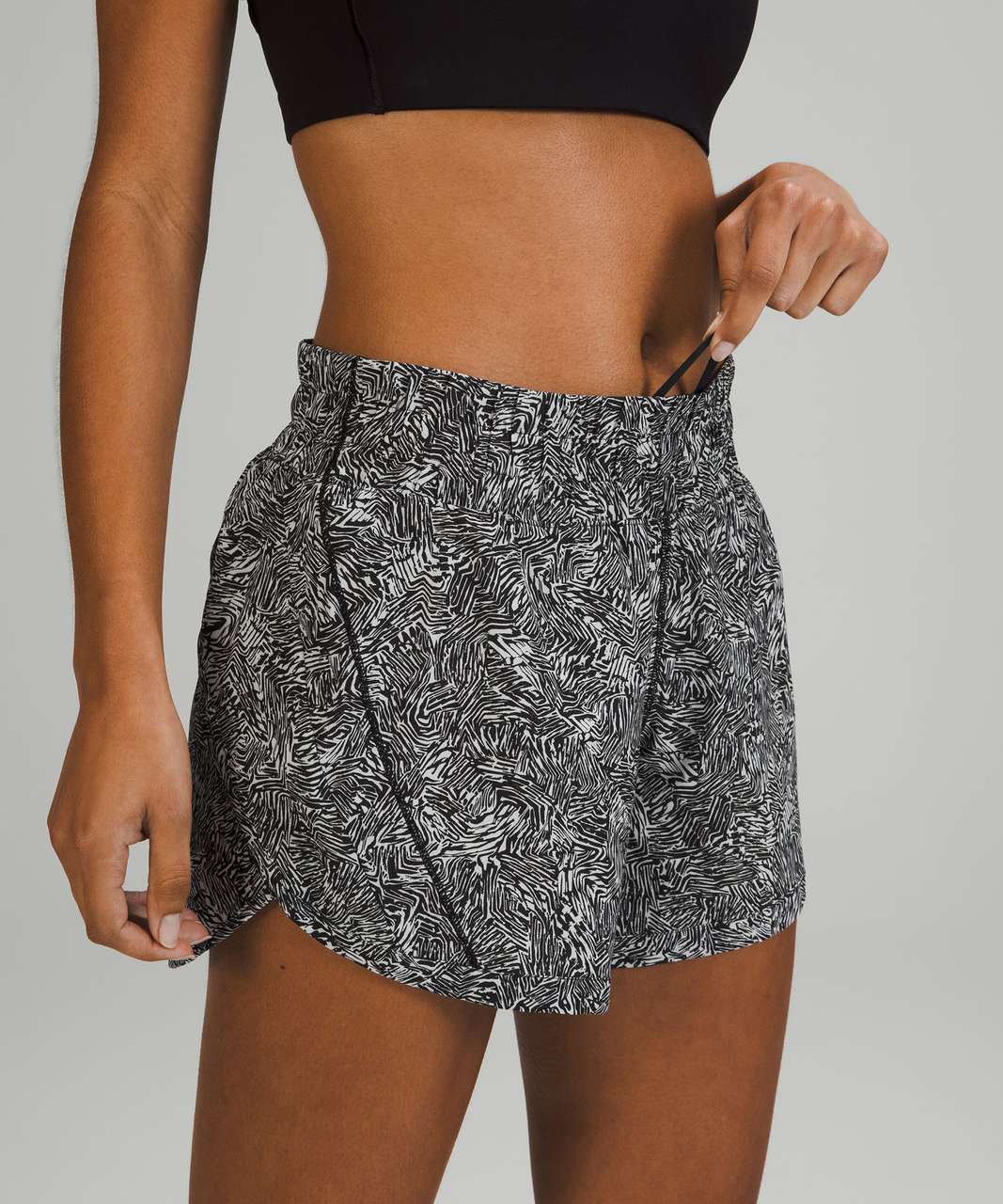 NWT Lululemon Track That Mid Rise Short 5 Lined 4 Heather Lux