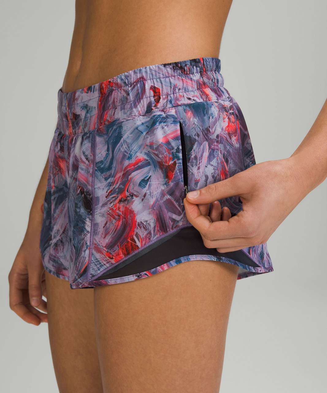 Lululemon Hotty Hot Low-Rise Lined Short 2.5" - Atmospheric Purple Multi / Classic Navy