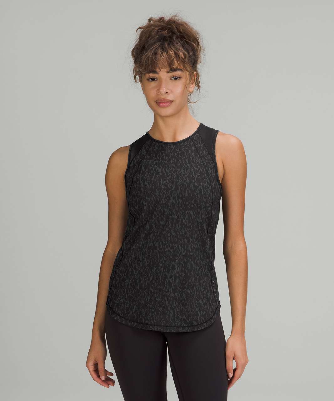 Lululemon Black Mesh Open Back Sculpt Tank NWT- Size 4 – The Saved  Collection