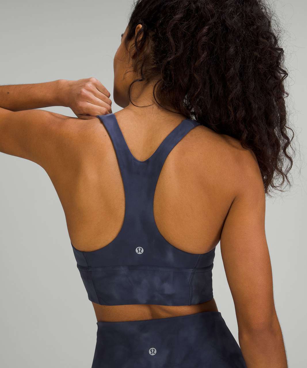 Lululemon Wunder Train Longline Bra *Medium Support, C/D Cup - Diamond Dye  Shade Naval Blue - lulu fanatics