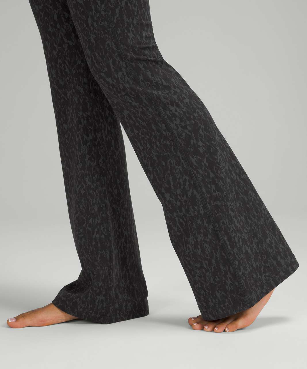 Lululemon Groove Super-High-Rise Flared Pant Nulu - Diamond Dye