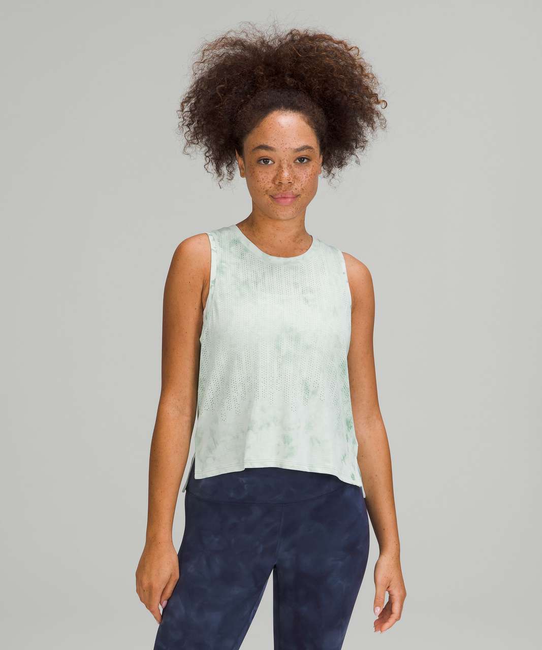 Lululemon Train to Be Tank Top - Rainstripe Sheer Cloud Wash Rainforest Green