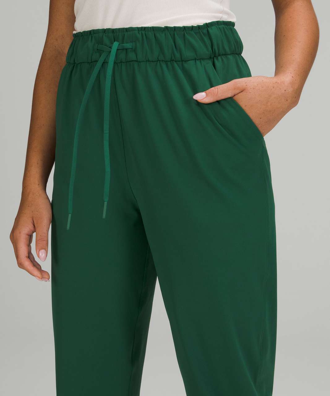 Lululemon Wunder Train High-Rise Crop 23 - Everglade Green - lulu fanatics