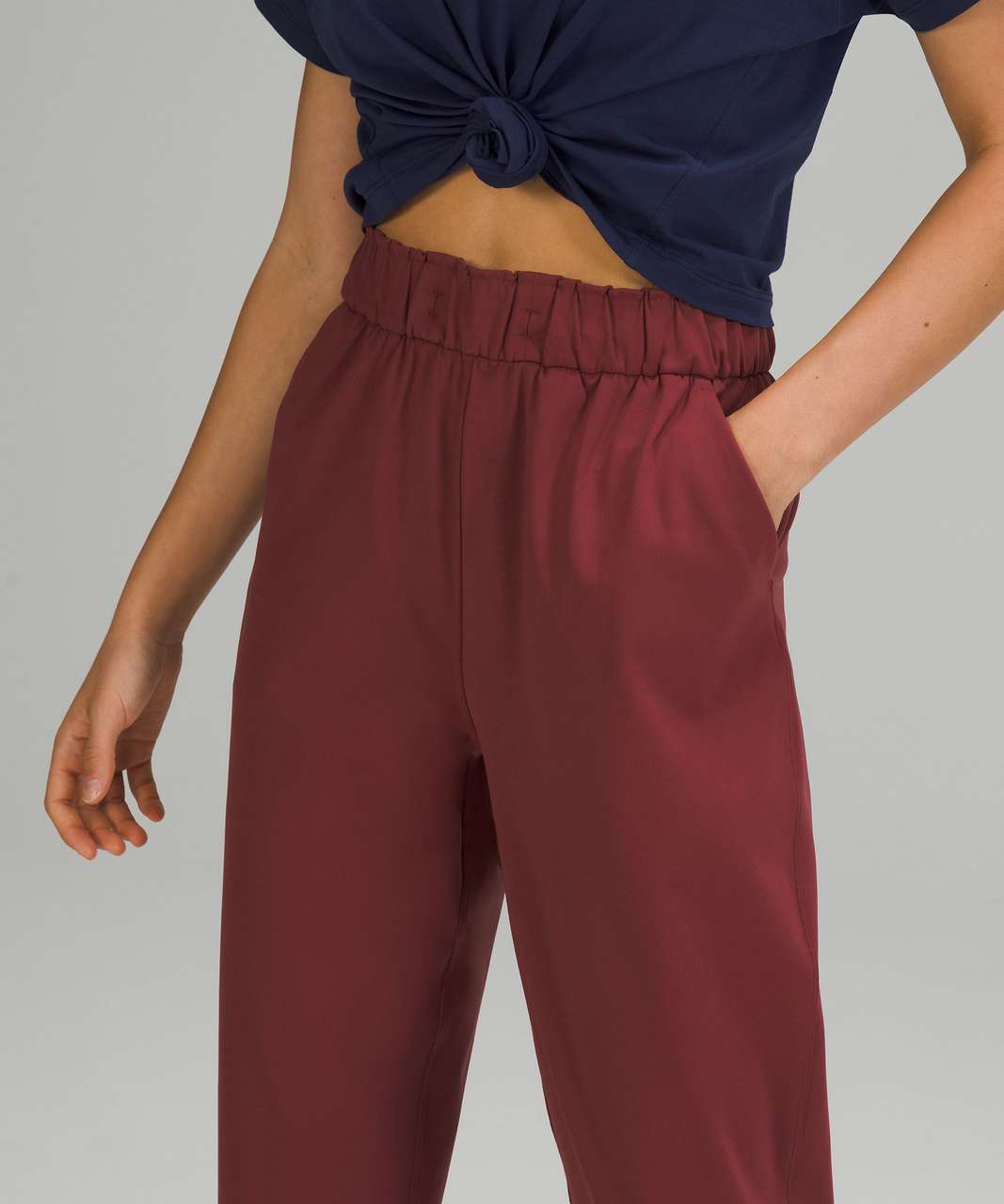 Lululemon Size 8 Align HR Crop 21 Mulled Wine MLWI Pant Buttery Nulu Hi Rise