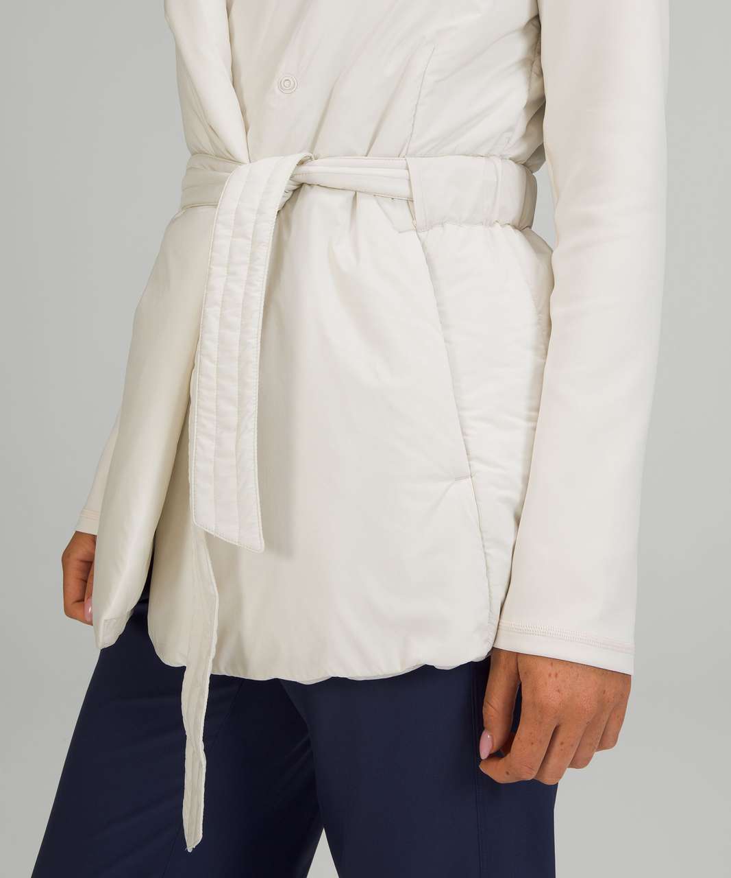 Lululemon Serene Light Wrap - White Opal