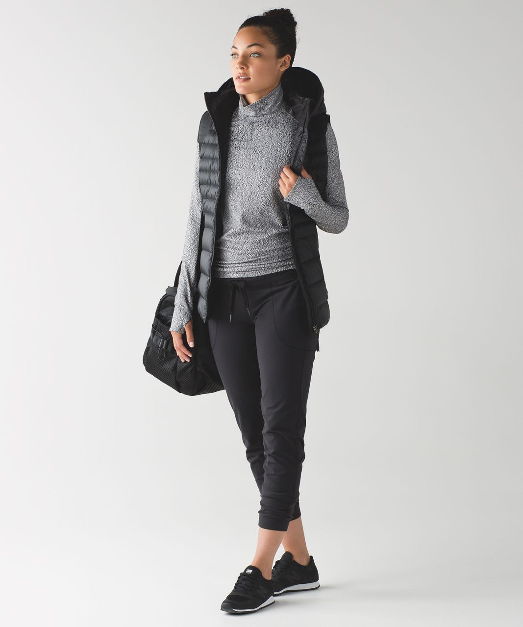 Lululemon Ready To Rulu Turtleneck - Running Luon Spray Jacquard White Black