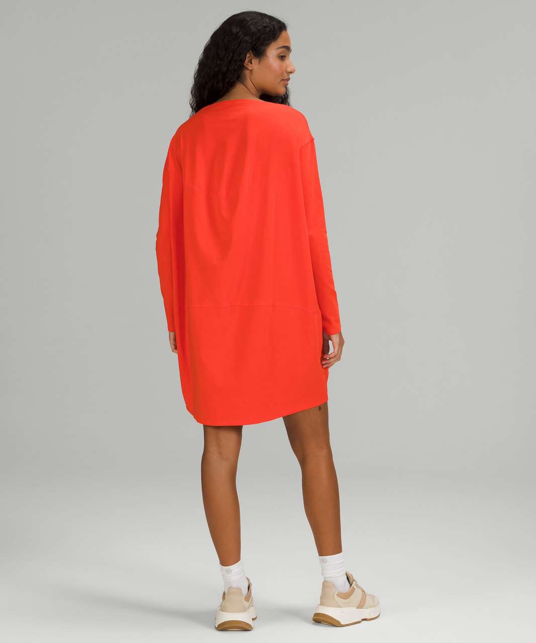 Lululemon + Back in Action Long Sleeve Dress