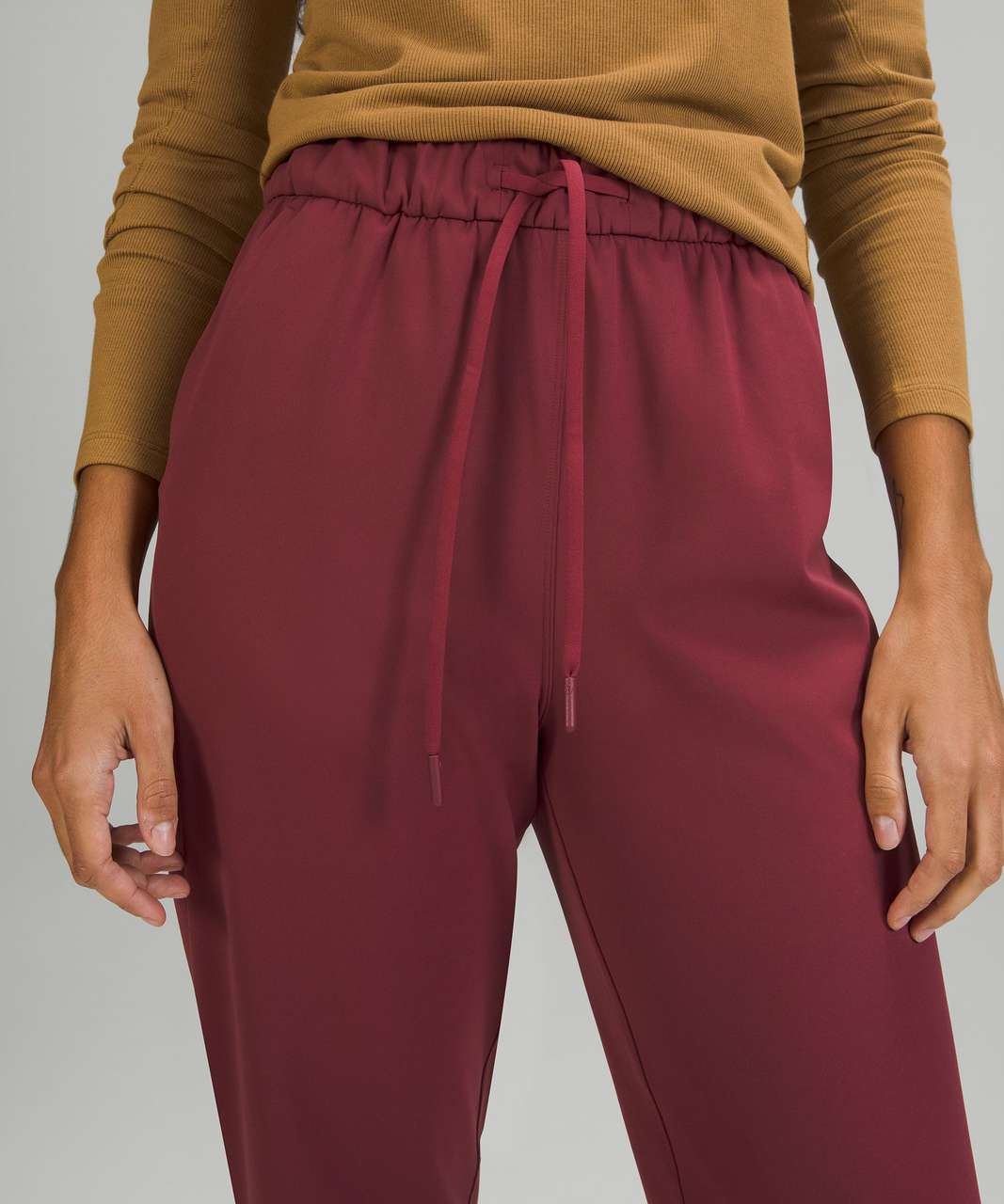 Lululemon Size 10 Align HR Crop 21 Mulled Wine MLWI Pant Buttery Nulu Hi  Rise 