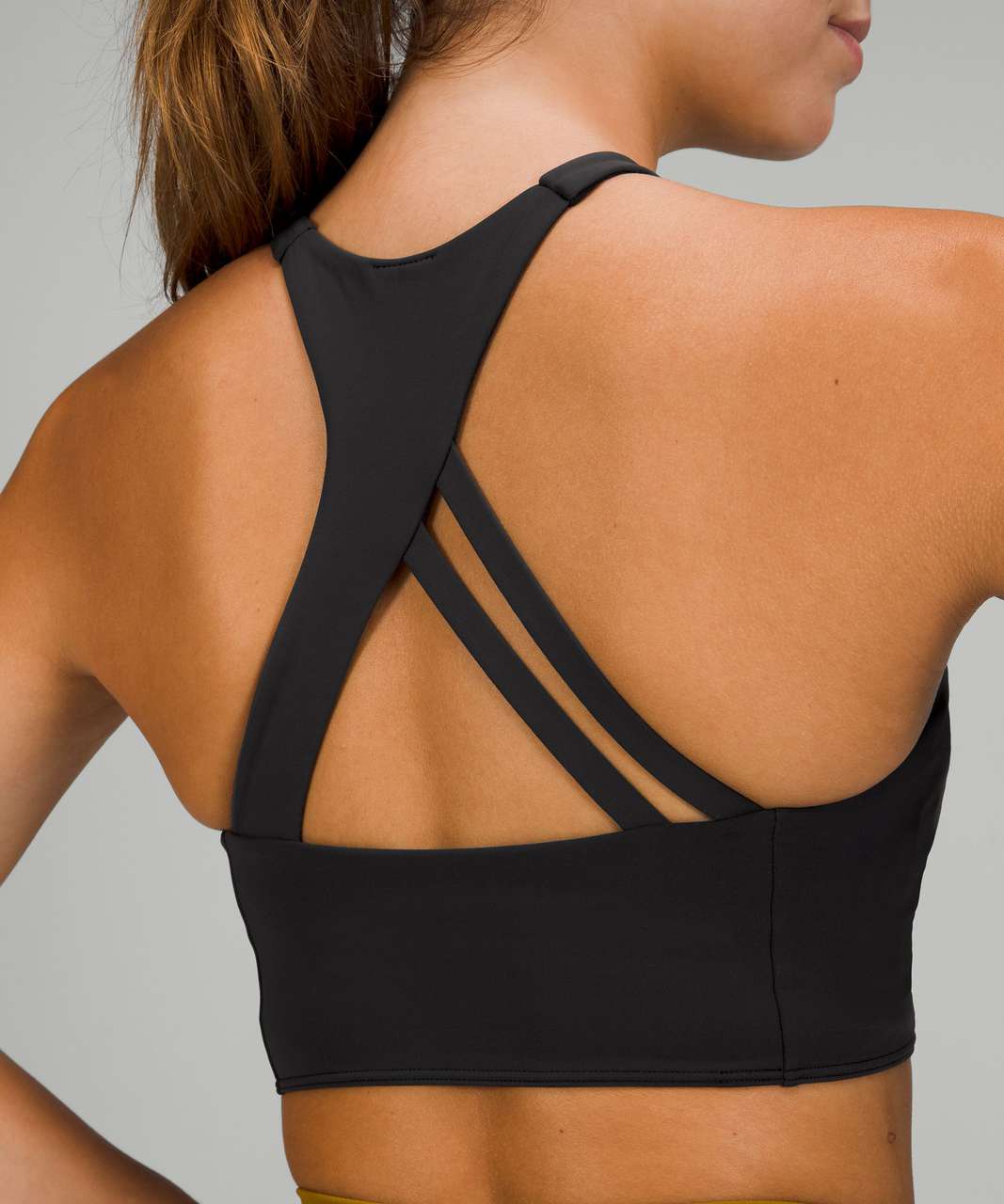 Lululemon Strong Lines Bra Medium Support, B/C Cup Black 6 - $39 - From  Marta