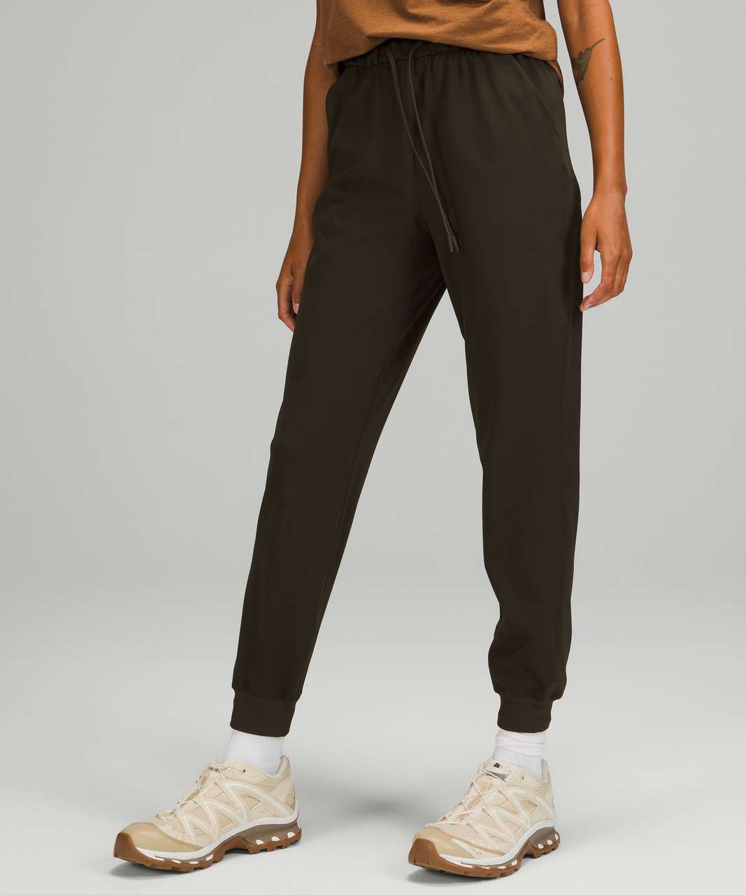 lululemon stretch high rise black joggers size 6