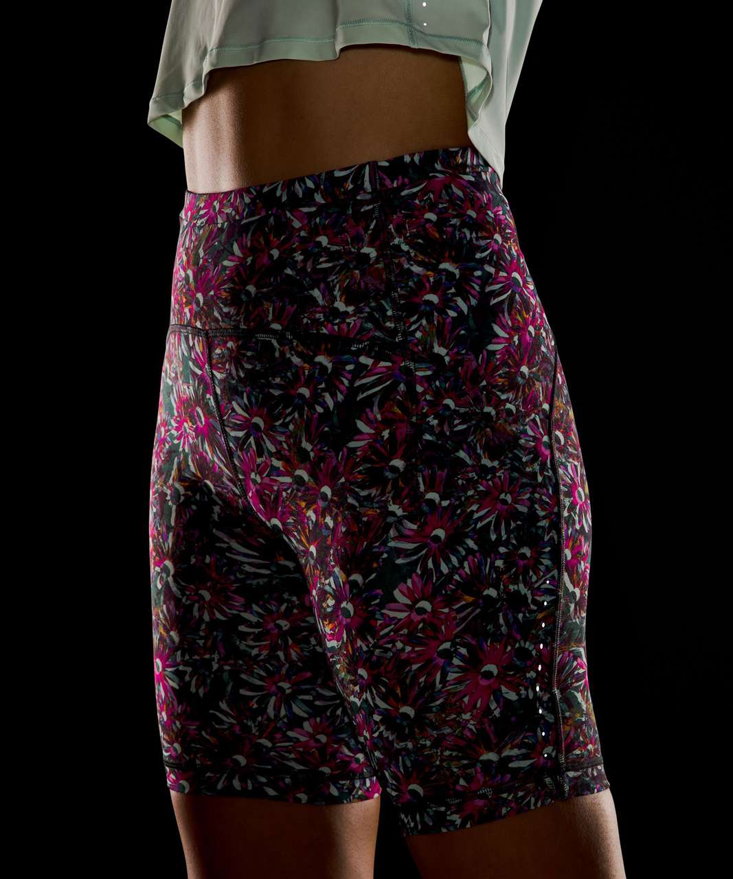 Lululemon Swift Speed High-Rise Short 8" - Floral Electric Multi