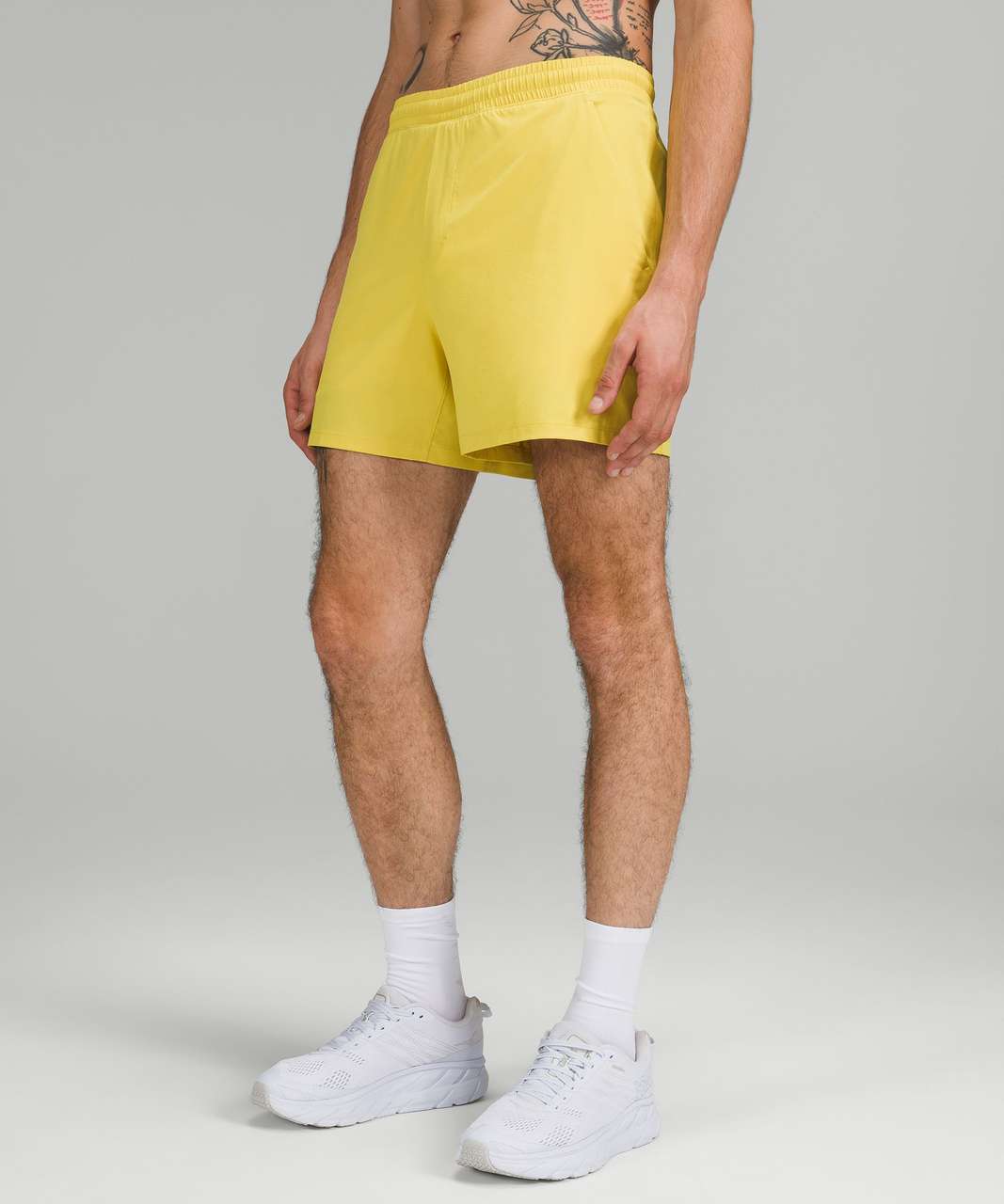 Lululemon Men’s Size M Bowline Short 5” Variegated Bloom Yellow Finch  Ripstop