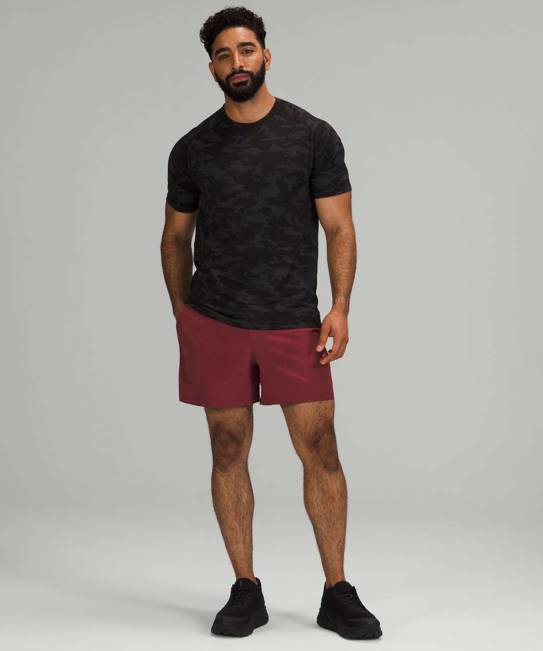 Lululemon Pace Breaker Lined Short 5" - Mulled Wine