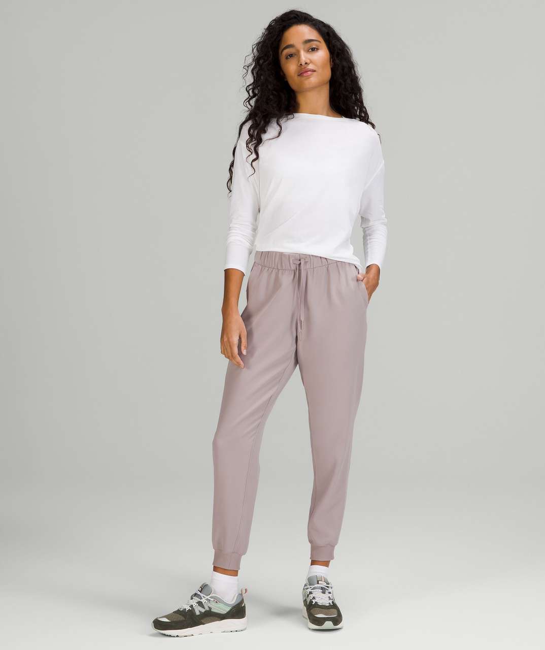 NWT Lululemon On The Fly Jogger 28 Woven Dark Chrome Pink Size 12